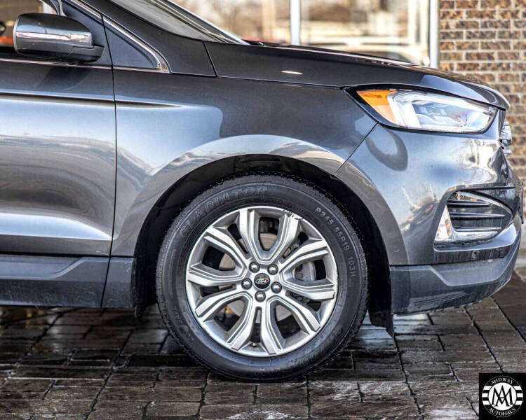 2020 Ford Edge Titanium