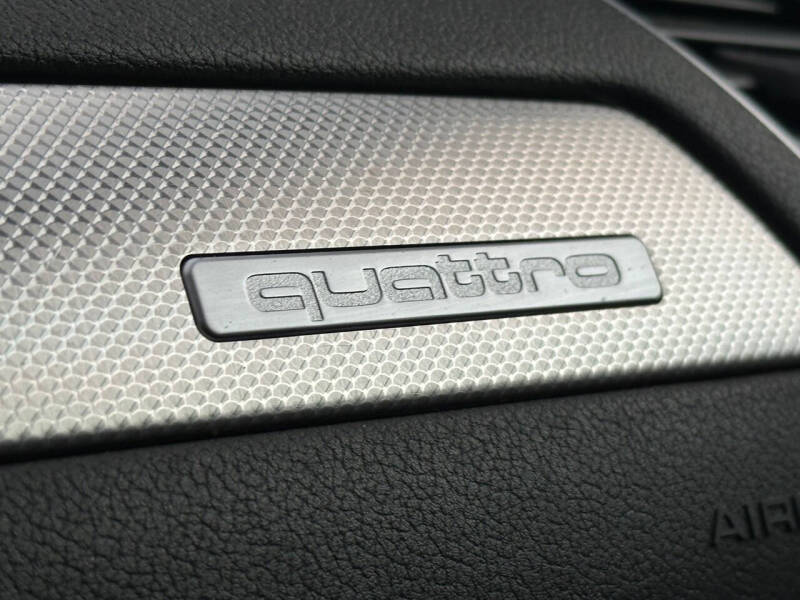 2016 Audi A4 2.0T quattro Premium Plus