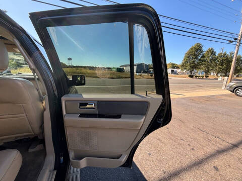 2011 Ford Expedition XLT