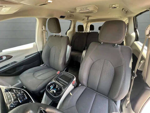 2018 Chrysler Pacifica Touring Plus