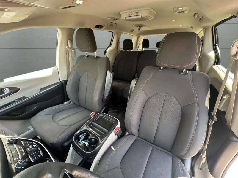 2018 Chrysler Pacifica Touring Plus