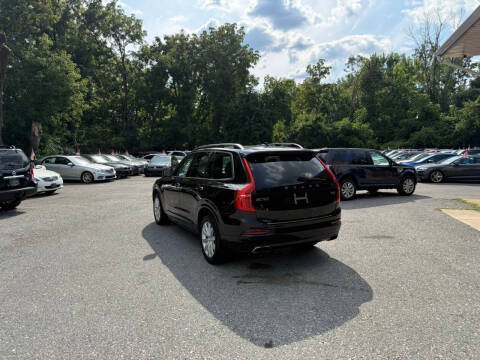 2016 Volvo XC90 T6 Momentum