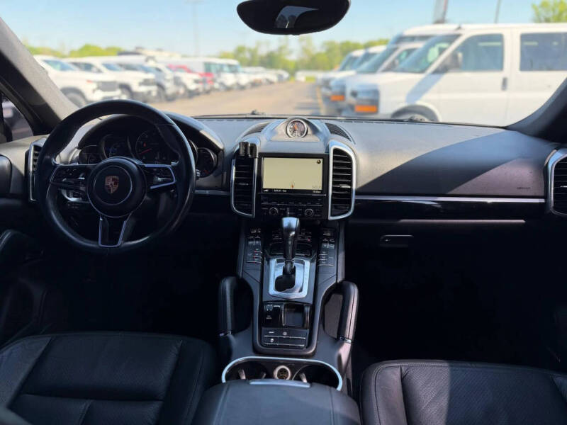 2016 Porsche Cayenne