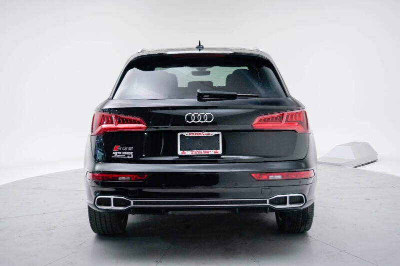 2020 Audi SQ5 3.0T quattro Premium Plus