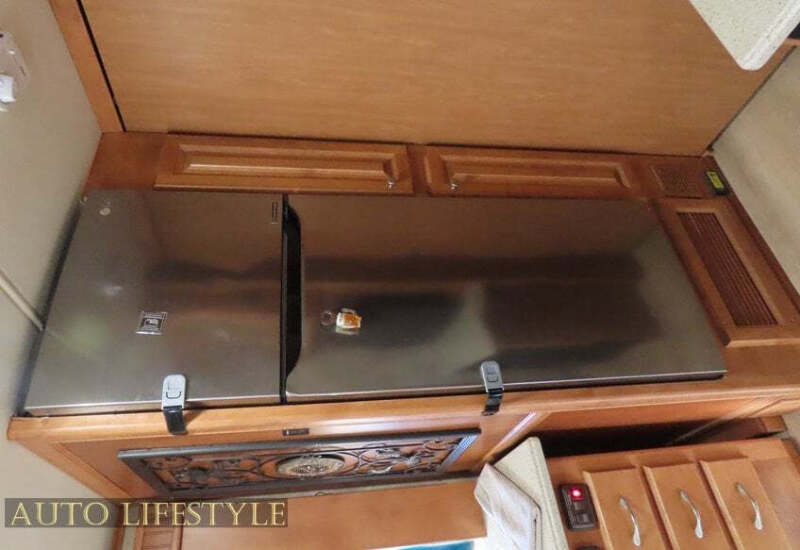 2010 Freightliner MH Chassis
