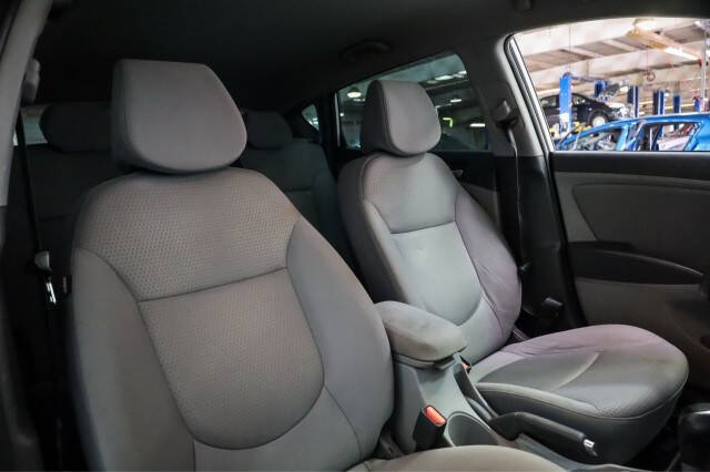 2016 Hyundai Accent Sport