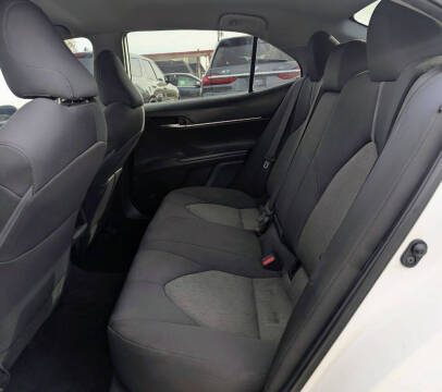 2022 Toyota Camry LE