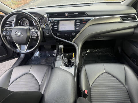 2018 Toyota Camry SE