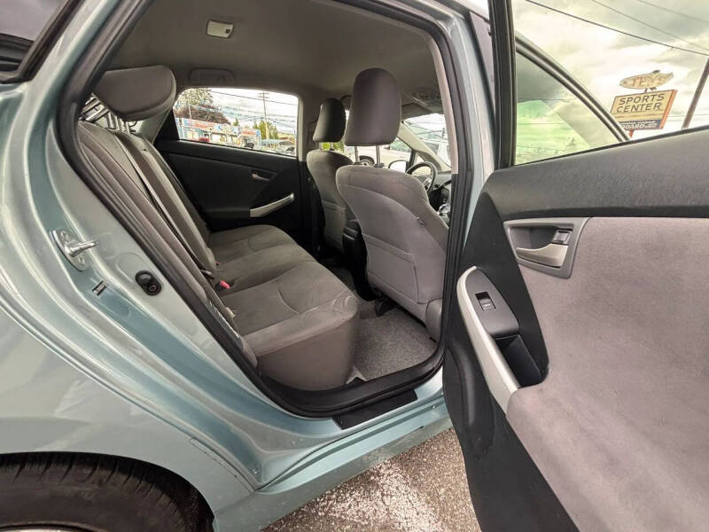 2012 Toyota Prius Three