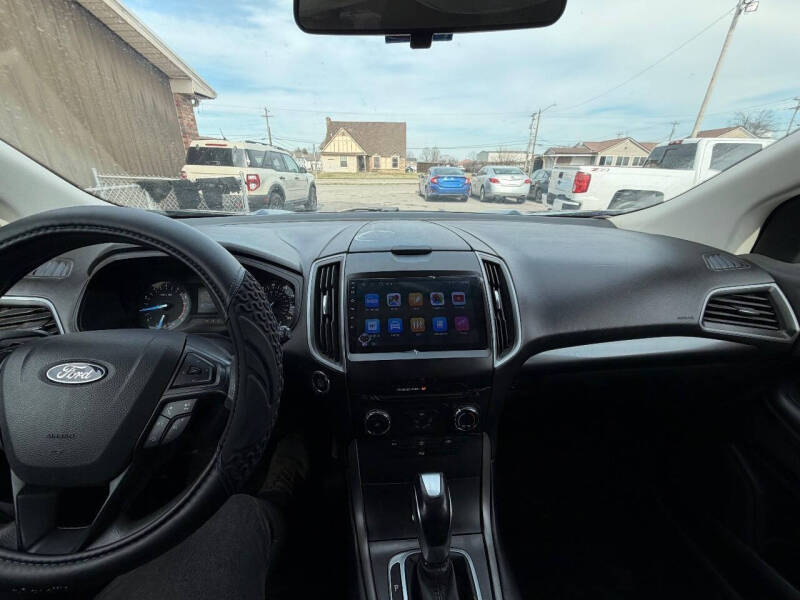 2018 Ford Edge SE
