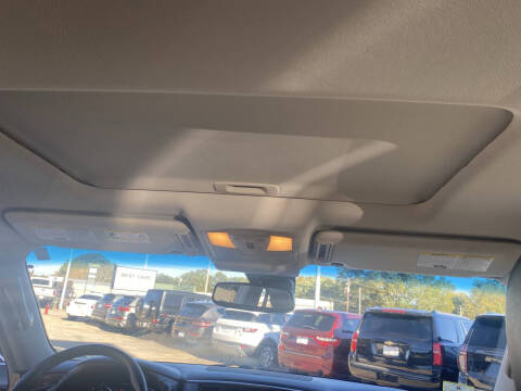 2017 Nissan Armada Platinum