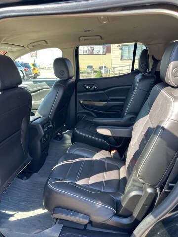 2019 GMC Acadia Denali