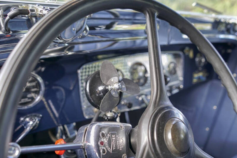 1932 Auburn 12-160A Custom Phaeton Sedan