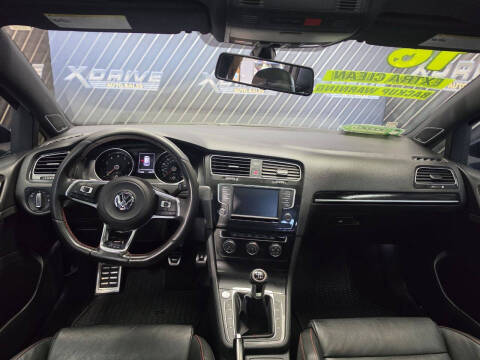 2016 Volkswagen Golf GTI SE