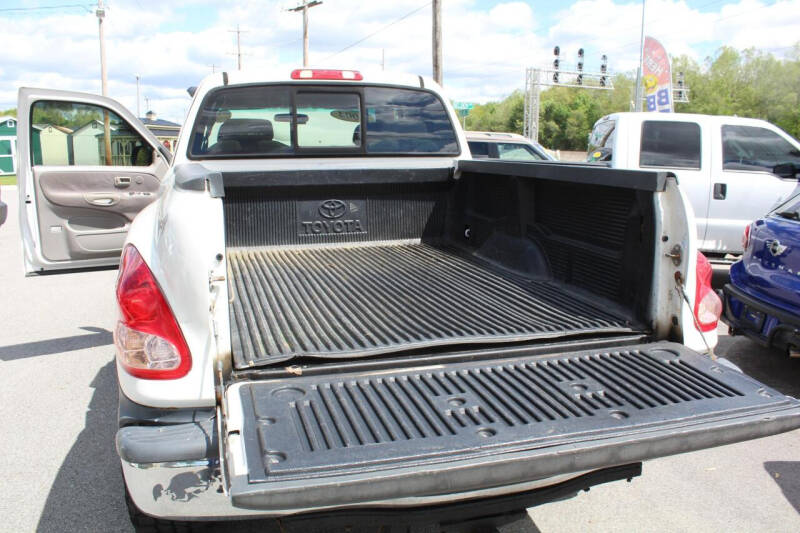 2004 Toyota Tundra