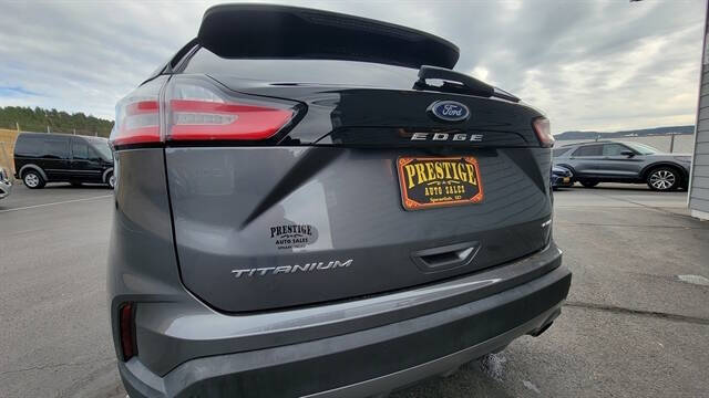 2024 Ford Edge Titanium