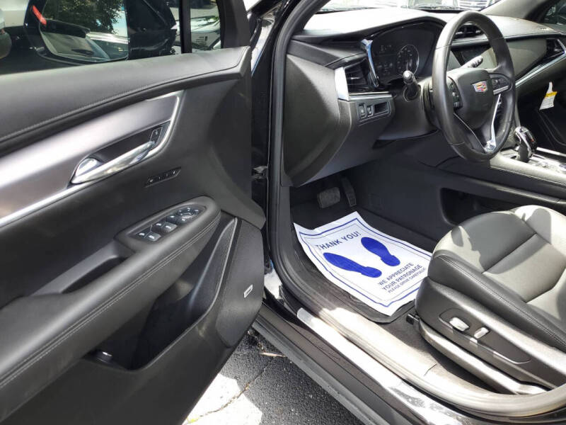 2024 Cadillac XT6 Luxury