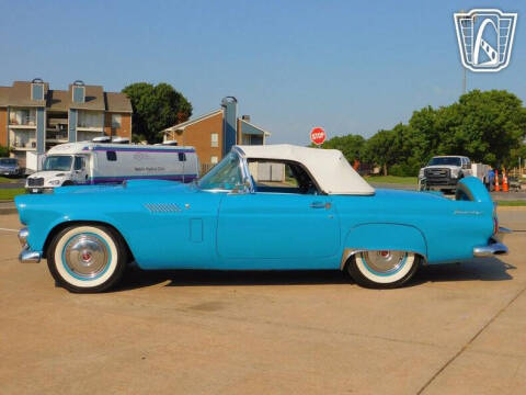 1956 Ford Thunderbird