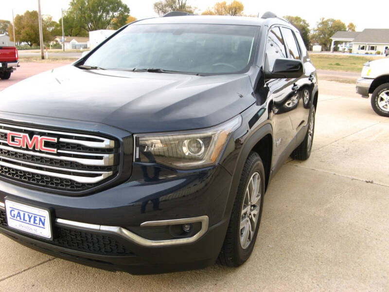 2017 GMC Acadia SLE-2
