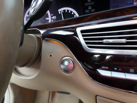2013 Mercedes-Benz S-Class S 550 4MATIC