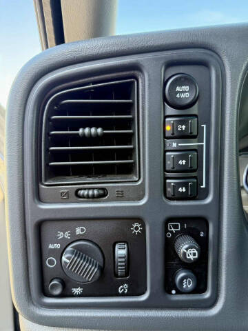 2004 Chevrolet Tahoe LS