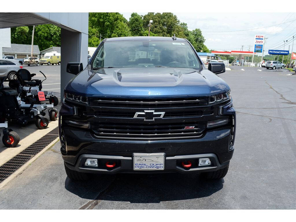 2020 Chevrolet Silverado 1500 for sale at EARL DUFF PRE-OWNED CENTER in Harriman, TN