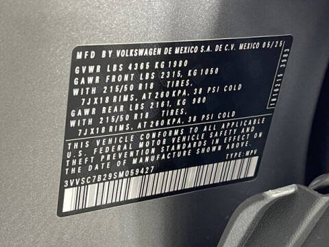 2025 Volkswagen Taos SE