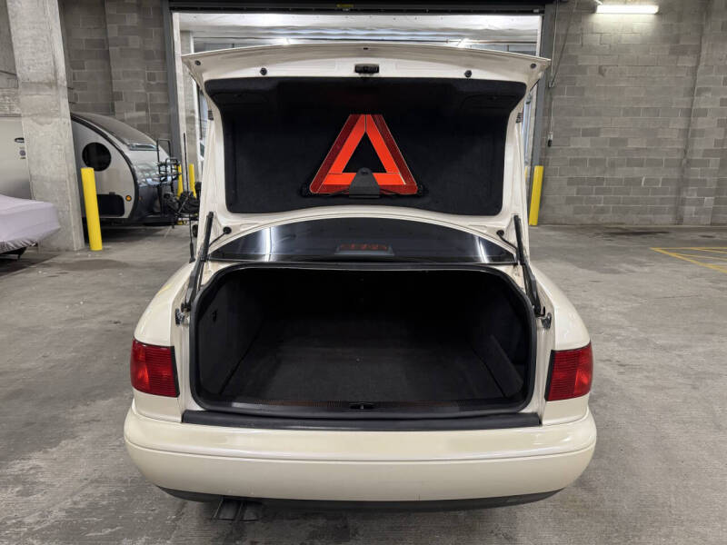 1999 Audi A8 quattro