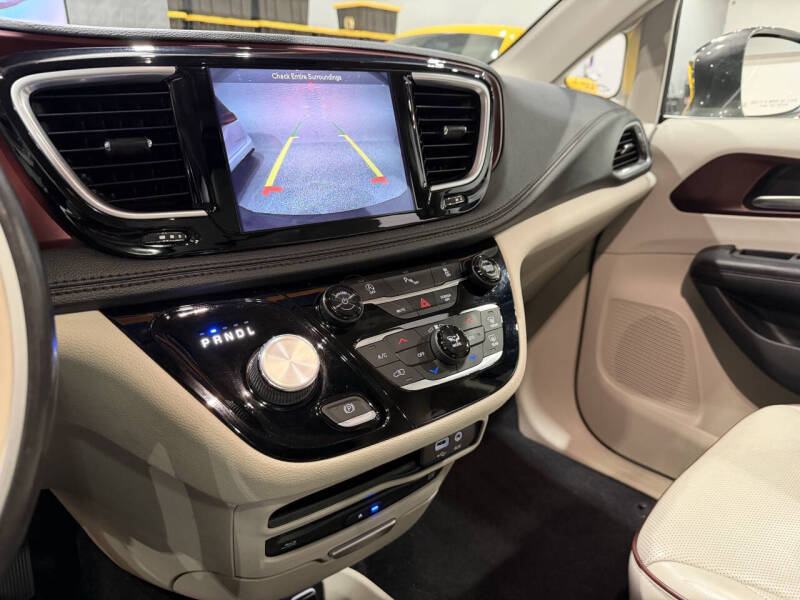 2019 Chrysler Pacifica Limited