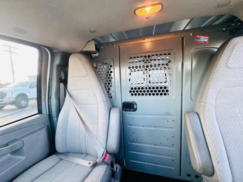 2018 Chevrolet Express 2500