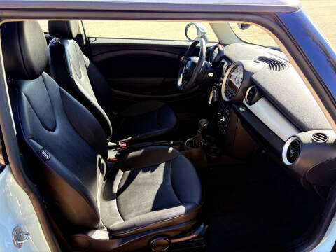 2013 MINI Hardtop Cooper