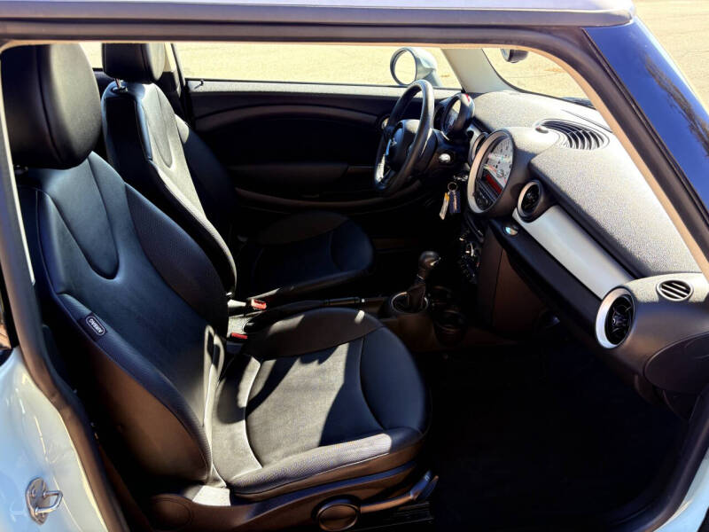 2013 MINI Hardtop Cooper