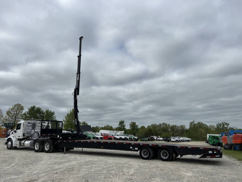 2022 Towmaster 48' Hydraulic Dove Semi