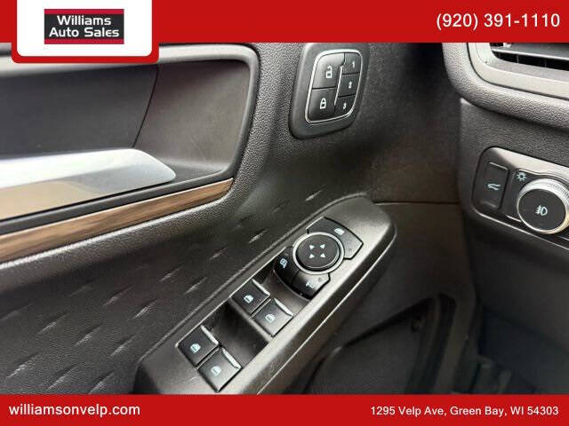 2020 Ford Escape Titanium