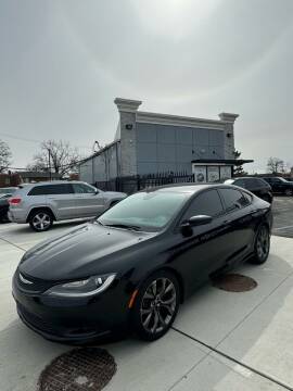 2015 Chrysler 200 for sale at US 24 Auto Group in Redford MI
