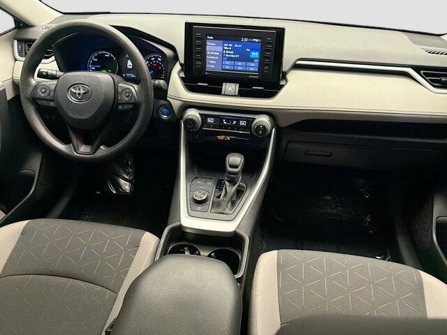 2020 Toyota RAV4 Hybrid XLE