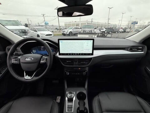 2026 Ford Escape Platinum