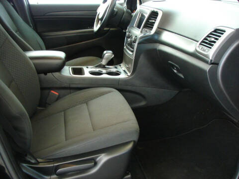 2019 Jeep Grand Cherokee Laredo E