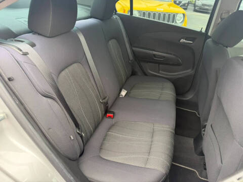 2013 Chevrolet Sonic LT Auto