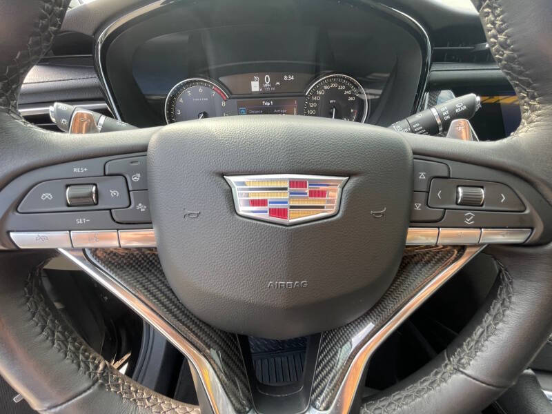 2023 Cadillac XT6 Sport