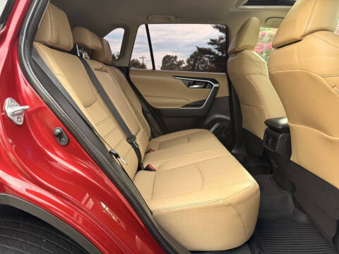 2021 Toyota RAV4 XLE Premium