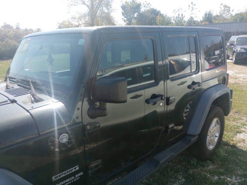 2012 Jeep Wrangler Unlimited Sport photo 13