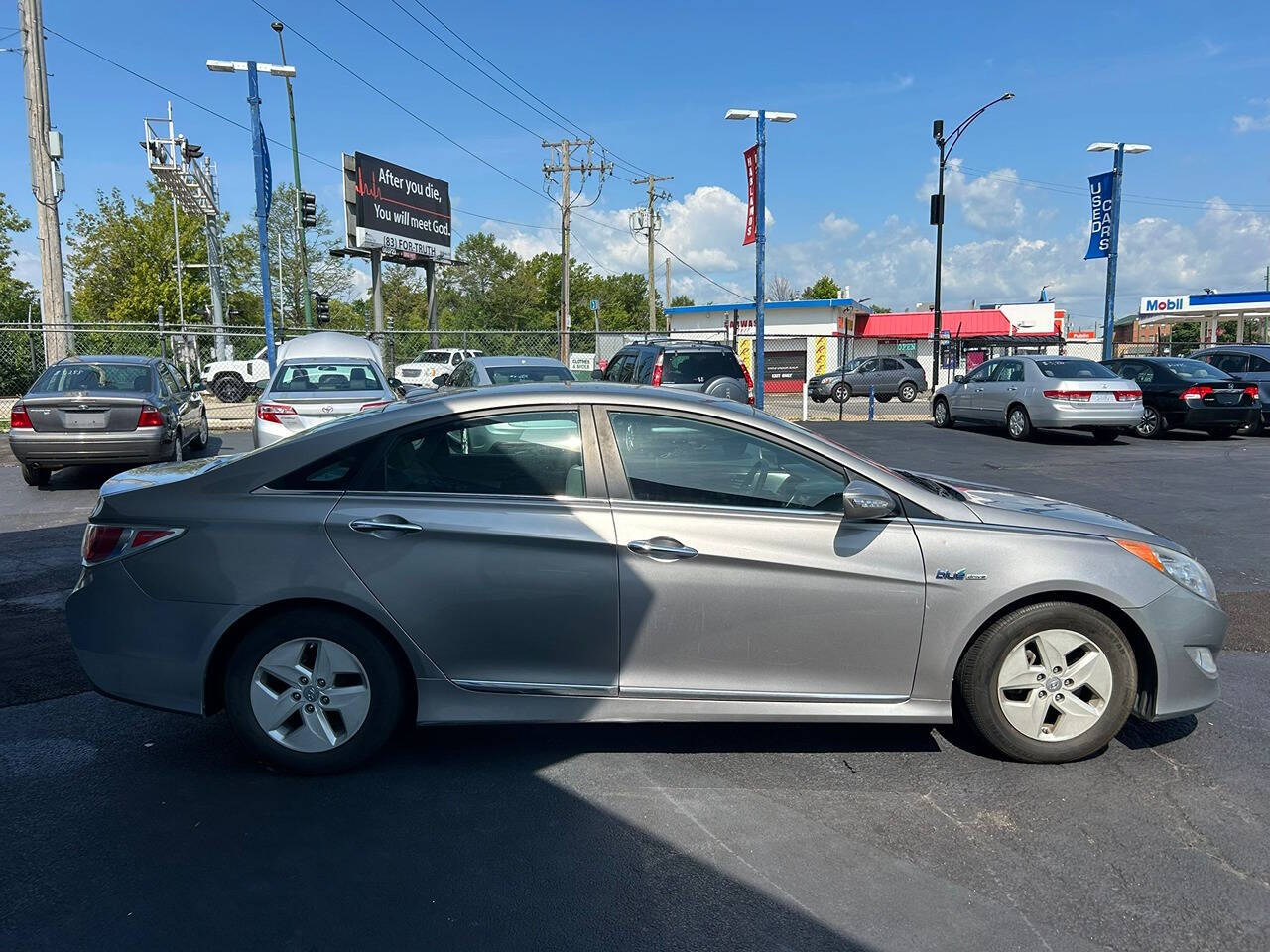 2012 Hyundai SONATA Hybrid for sale at Chicago Auto House in Chicago, IL