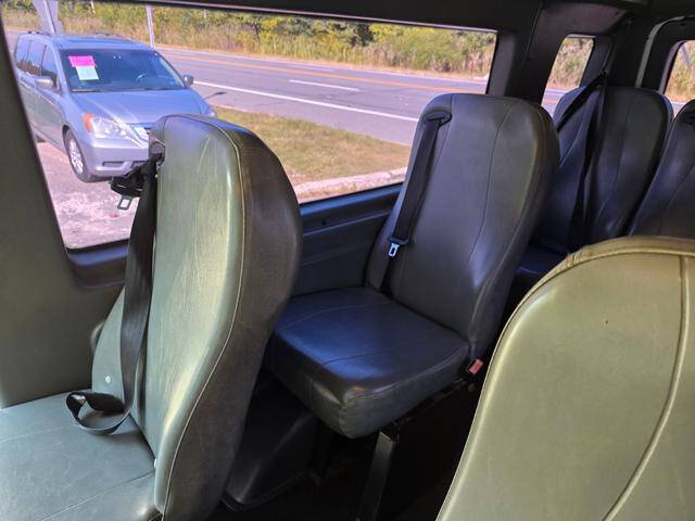 2010 Ford E-Series E-250