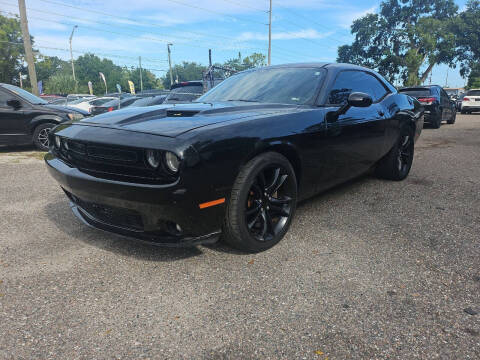 2017 Dodge Challenger SXT