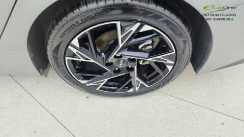 2025 Kia K5