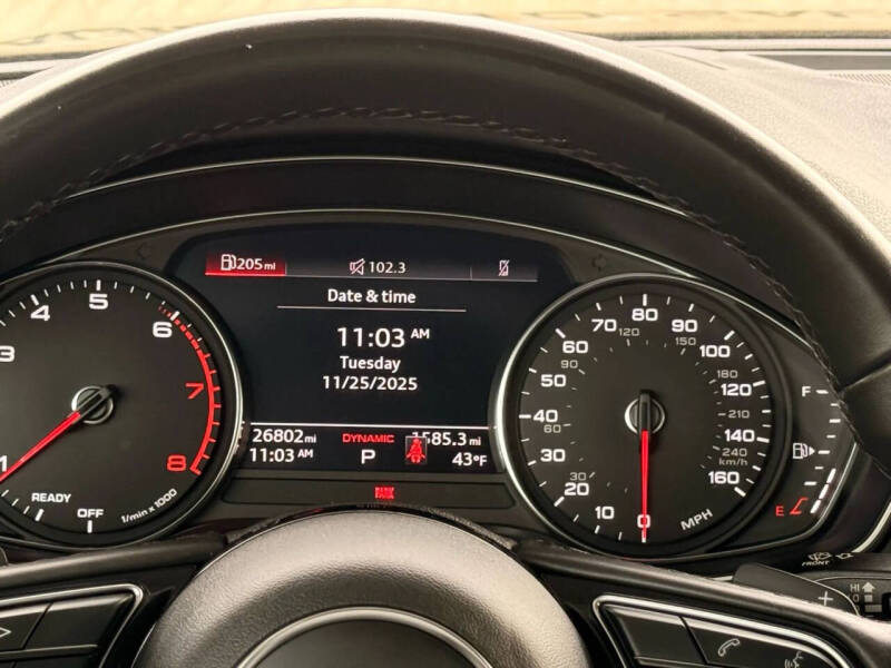 2021 Audi A4 quattro Premium 40 TFSI