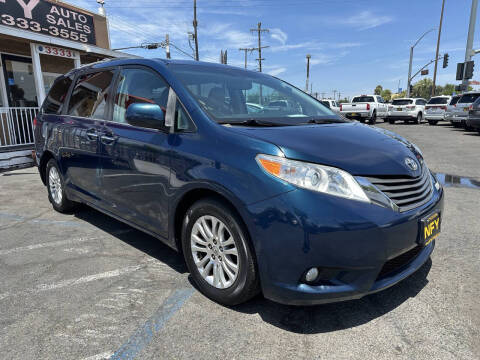 2012 Toyota Sienna XLE 8-Passenger Photo