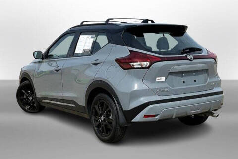 2021 Nissan Kicks SR