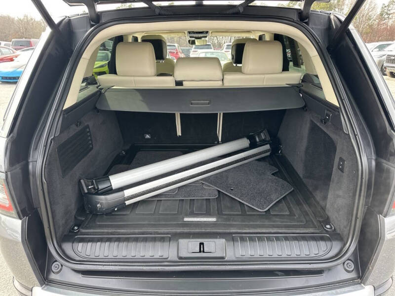 2021 Land Rover Range Rover Sport HSE Silver Edition